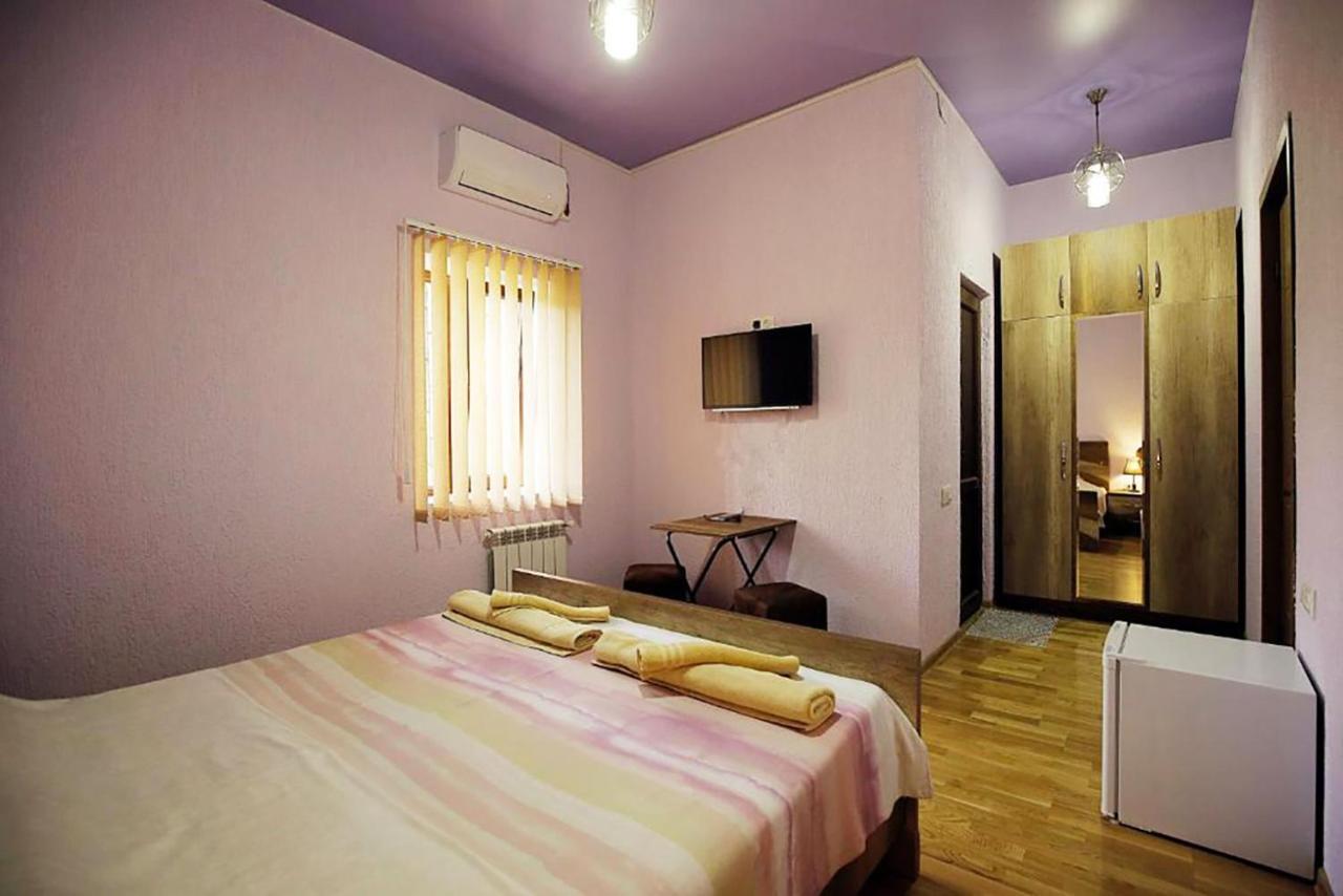 קוטאיסי Nickos Hotel מראה חיצוני תמונה